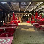 Chalet Mobilhome Au Bord Du *