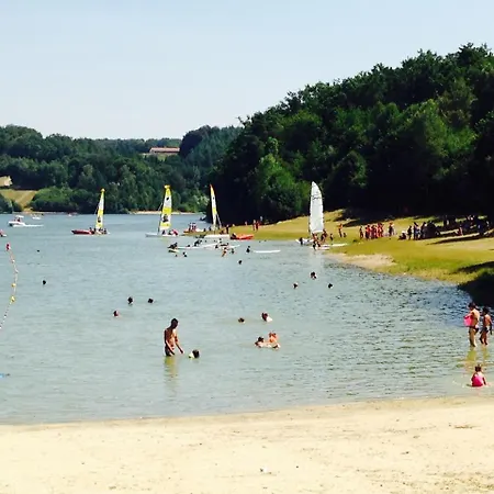 Шале Mobilhome Au Bord Du *