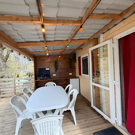 Chalet Mobilhome Au Bord Du