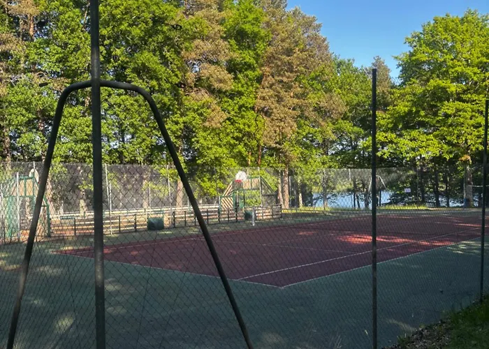 Mobilhome Au Bord Du *